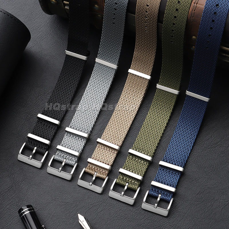 حزام ساعة من القماش والنايلون  - مراجعة Seiko Watches Smartwatch وسعره